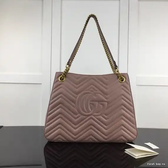 First bag ru matelassé Gucci Marmont Tote GG 0525